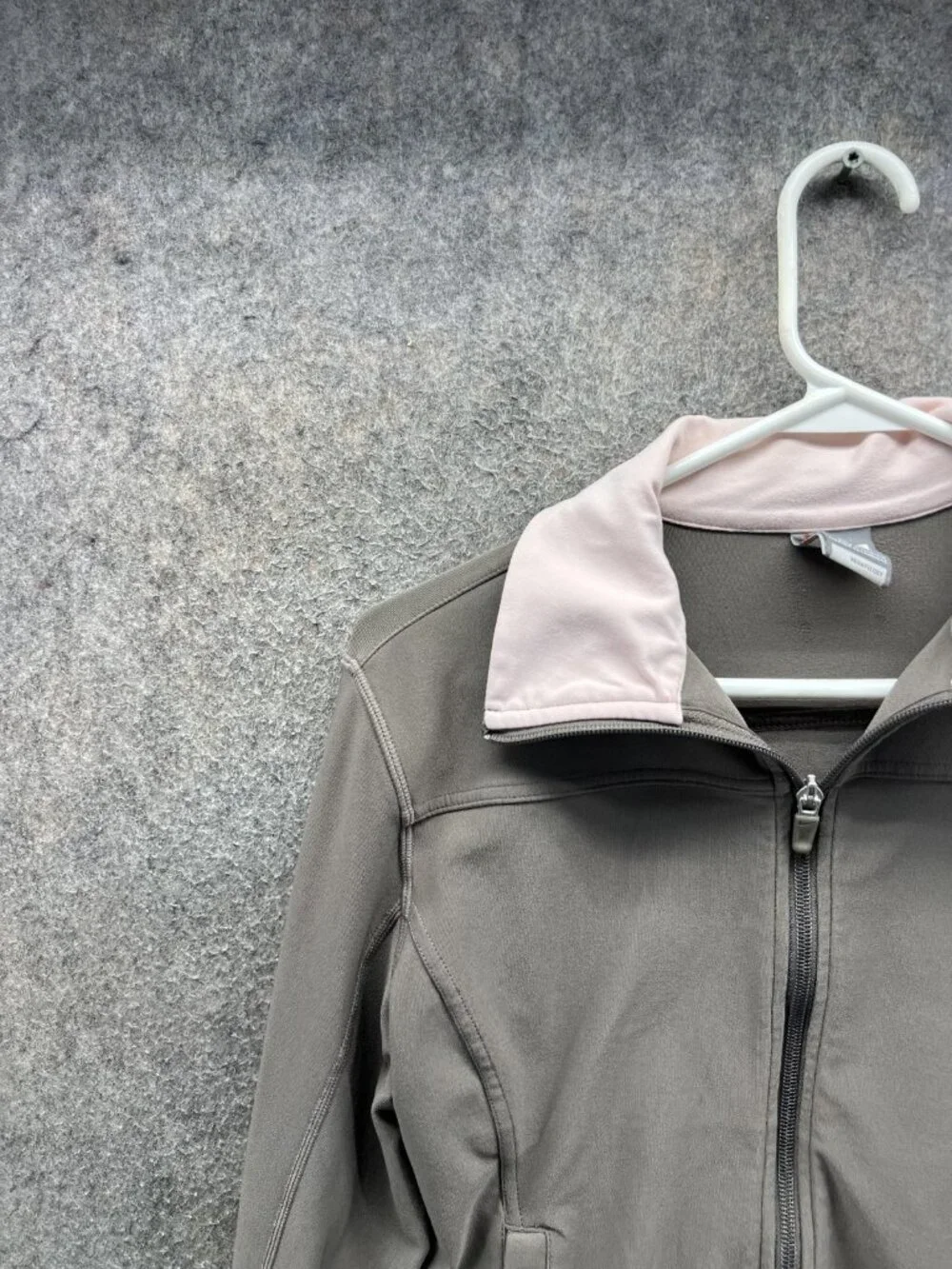 Nike Jacket Womens Medium Gray Pink FitDry Full Zip Track Running Sport Athletic - Picture 6 of 10